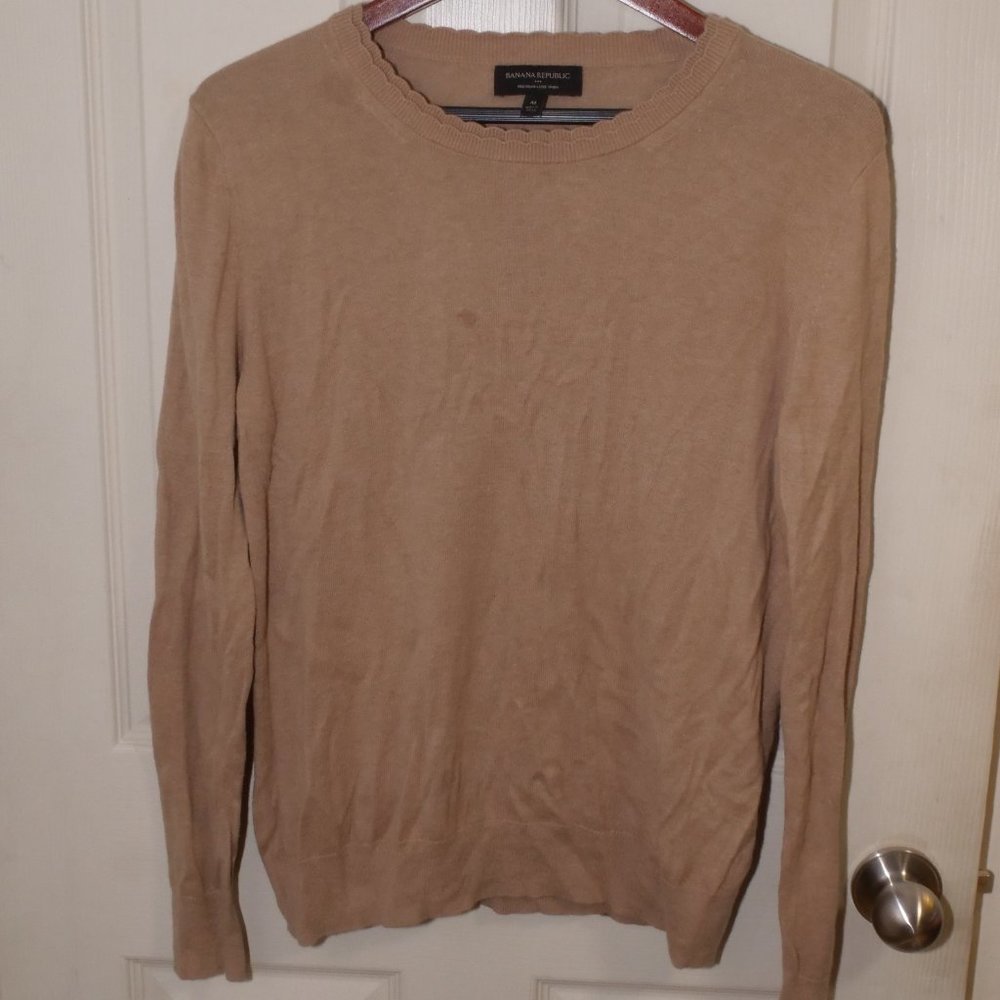 Banana Republic tan sweater.